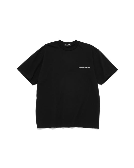 ”Carriage Emblem" Front Logo Tee
